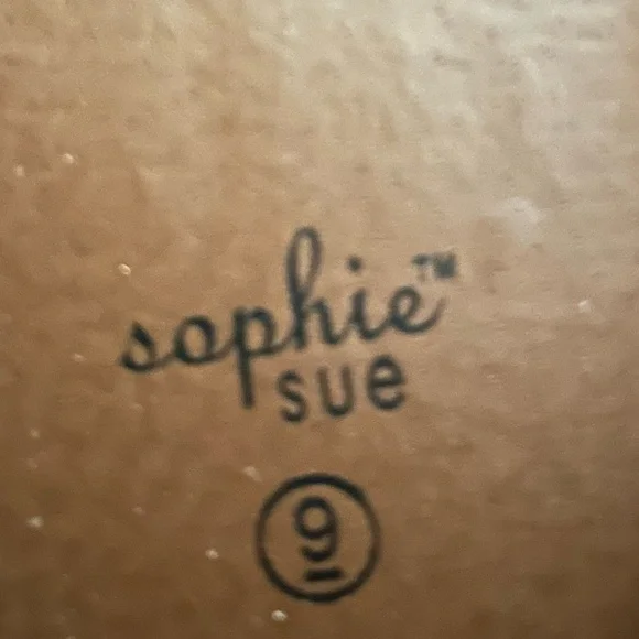 Sophie Sue Ankle Boot Booties Pull On Vegan Comfort Versatile Size 9 - Picture 8 of 8